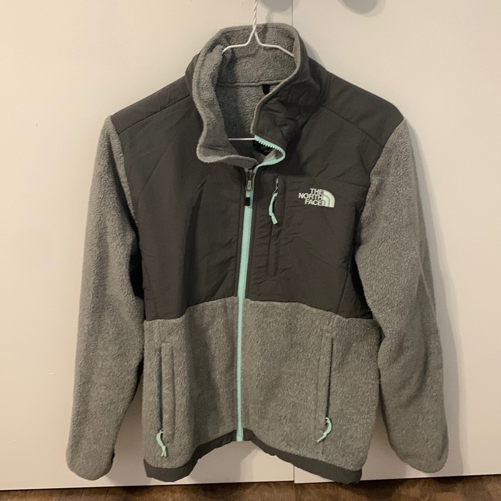 THE NORTH FACE Women’s Full Zip Jacket